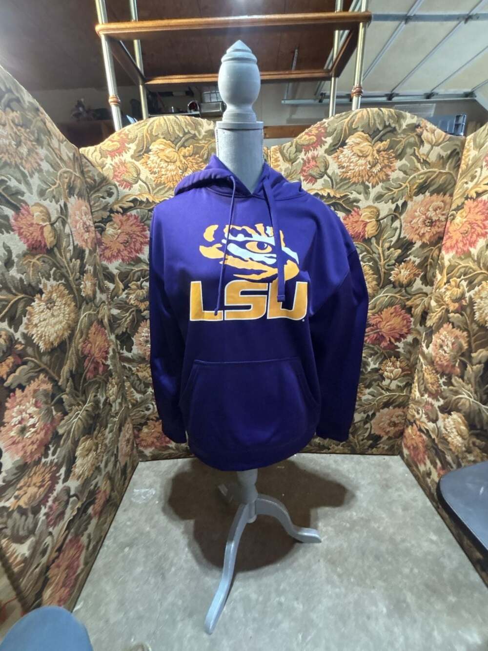Knights Apparel LSU Tigers Purple Hoodie Size Large